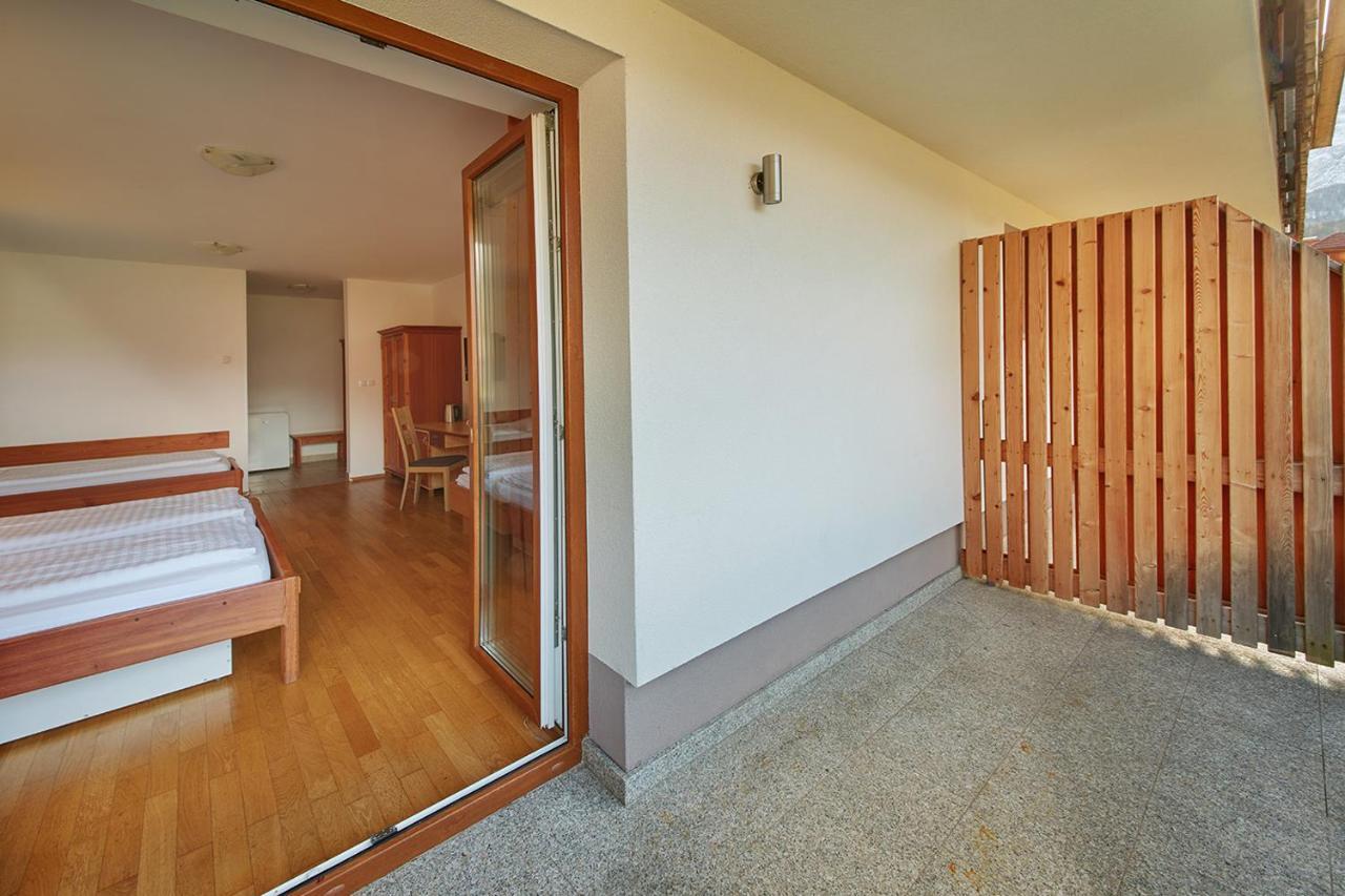 Rute Hotel And Apartments Краньска Гора Экстерьер фото